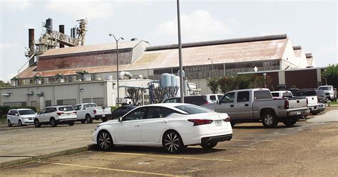 Illinois Plant Closure Blindsides 300, Shocks Community